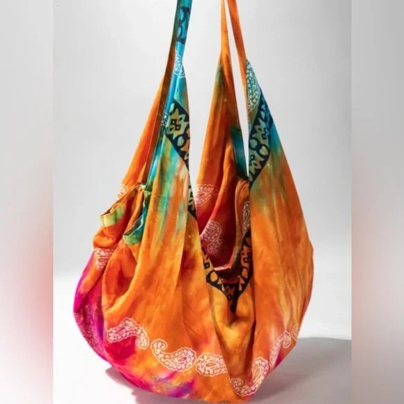 NEW Ruggine Colorful Boho Shoulder Bag with Zipper & Paisley Print BNIP - Picture 5 of 10